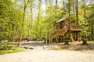 The Best 8 Treehouse Rentals in New Hampshire [2024]