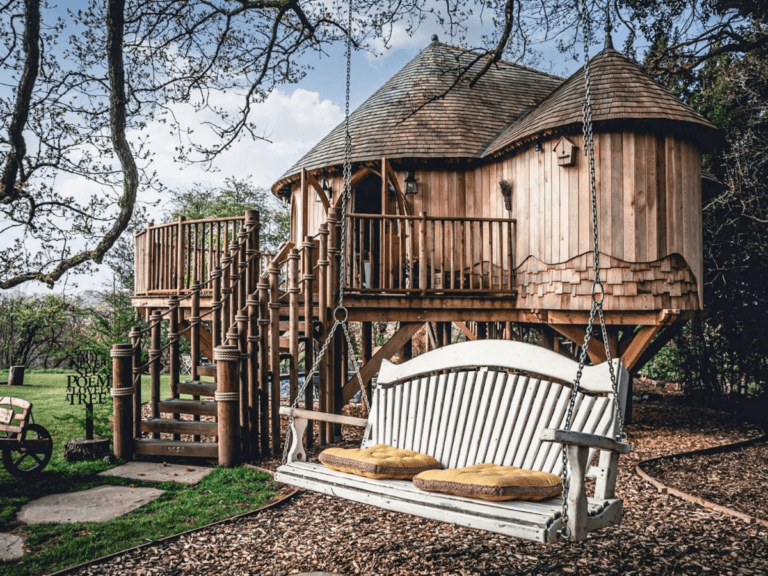 The 6 Best Treehouse Holidays in the UK