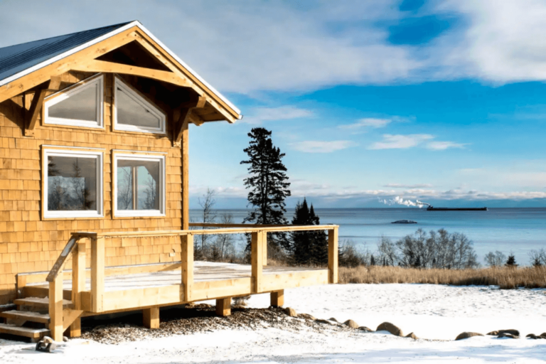 The Top 4 Romantic Cabins in Minnesota with Hot Tubs [2024]