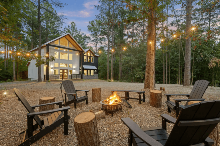 Top 5 Romantic Cabins in Oklahoma With Hot Tubs [2024]