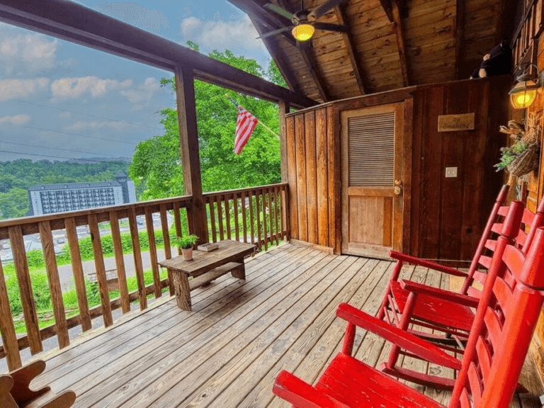 Romantic Cabins in Pigeon Forge for an Unforgettable Getaway