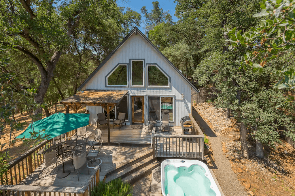The Cozy Yosemite Cabin - The Cozy Cottage close to Merced River Canyon and Yosemite National Park